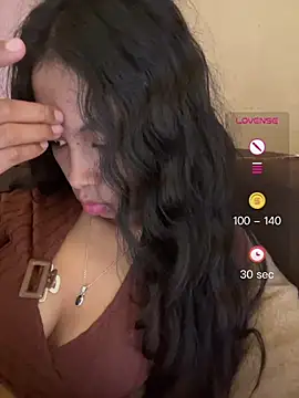 Lunevia's Live XXX Chat