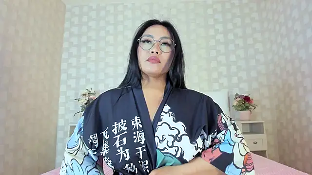 NatsumiHun's Live XXX Chat