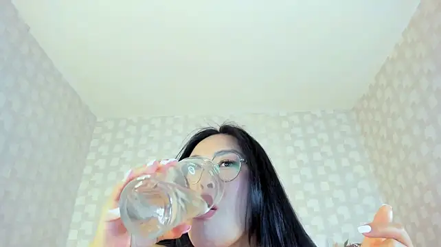 NatsumiHun's Live XXX Chat