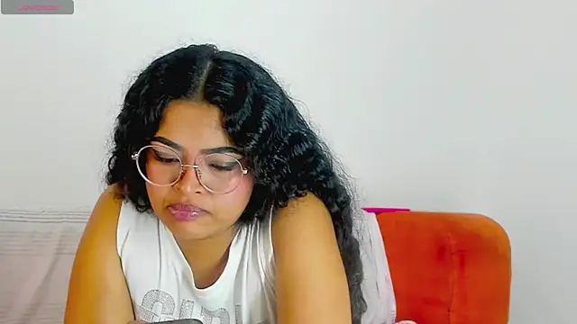 moana_taylorのライブXXXチャット