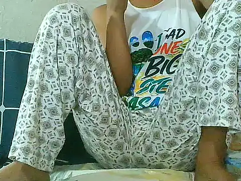 PinaySkinnyGirl Live XXX Chat