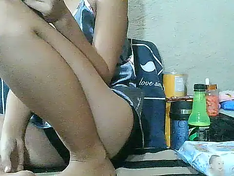 PinaySkinnyGirln Live XXX chat