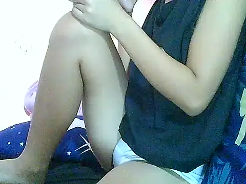 PinaySkinnyGirl Live XXX Chat