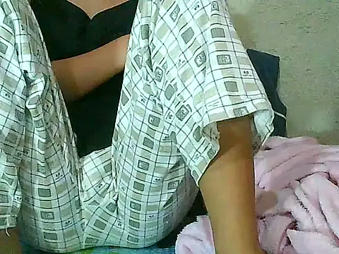 PinaySkinnyGirl's Live XXX Chat