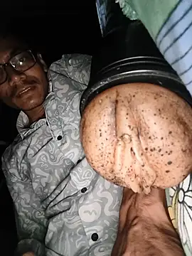 05harsh Show in webcam