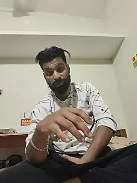 Mallu_Boy_For_Girls Adlı Modelin Web Kamerası Şovu