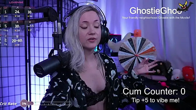 GhostieGhoo live XXX chat