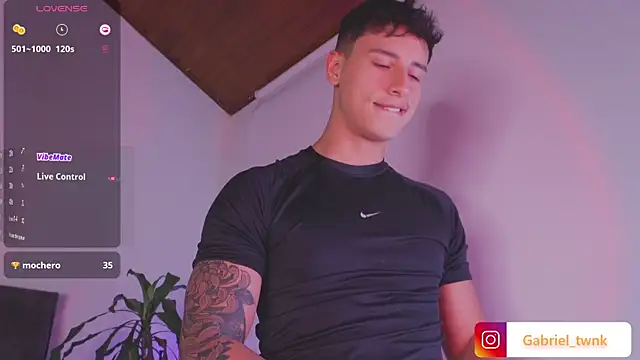 I_Gabriel Adlı Modelin Web Kamerası Şovu