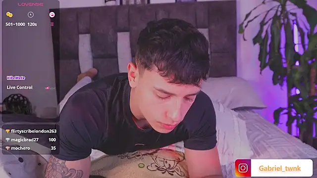 I_Gabriel Adlı Modelin Web Kamerası Şovu