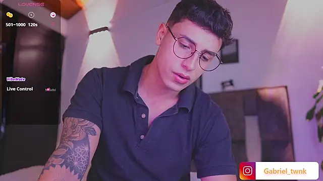 I_Gabriel 在線直播表演