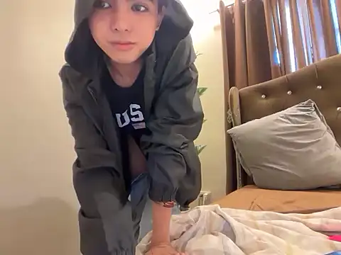 WomanofWorldTS Webcam show