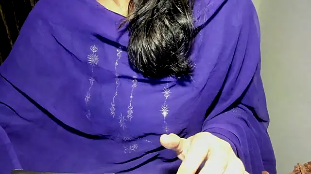 Chat +18 de TheShyGirl_ ao vivo
