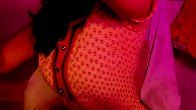 Chat XXX Live TheShyGirl_