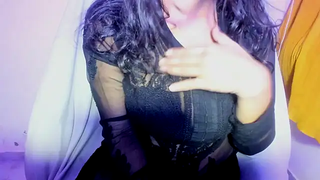 TheShyGirl_ Chat XXX in diretta