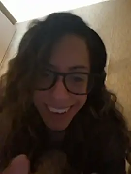 צ'אט XXX בשידור חי של fabiolagg