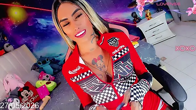 Nella_Dolls' Webcam Show
