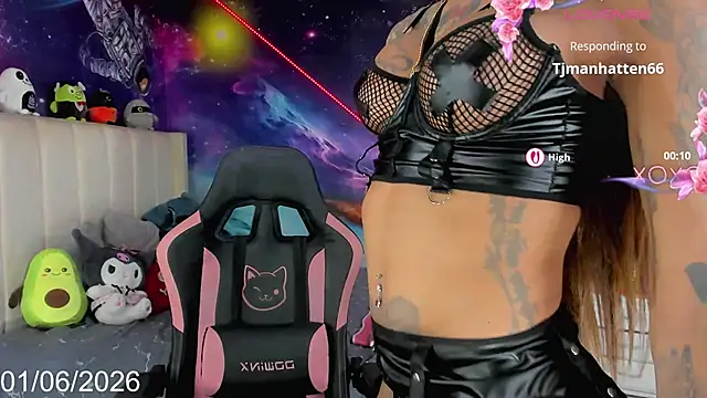 Nella_Dolls Webcam Show