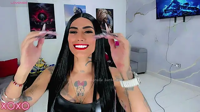Show de Nella_Dolls na webcam