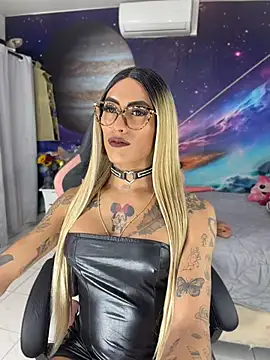 Nella_Dolls webcam show