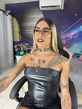 Show Webcam de Nella_Dolls
