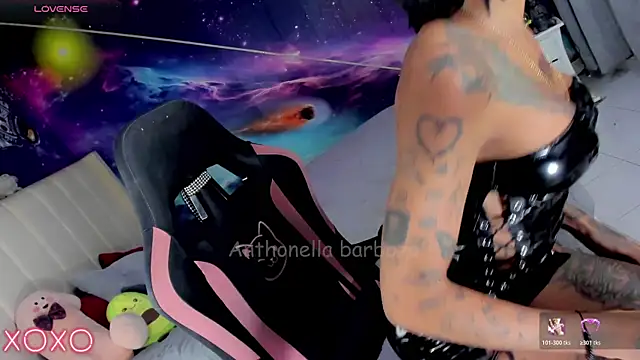Nella_Dolls Webcam show