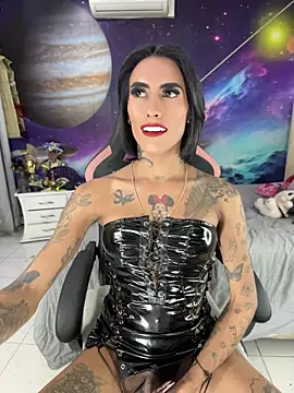 Nella_Dolls Adlı Modelin Web Kamerası Şovu