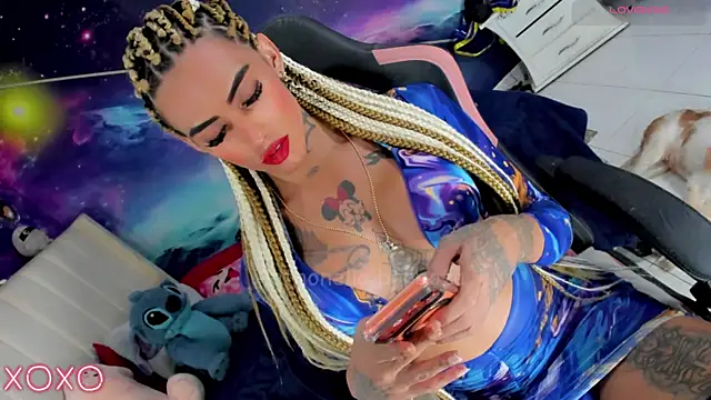 عرض كام Nella_Dolls