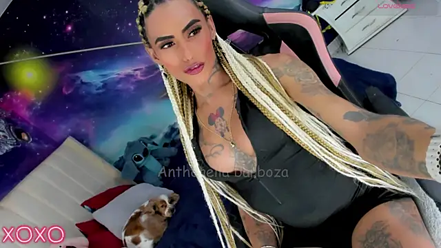 Nella_Dolls 在線直播表演