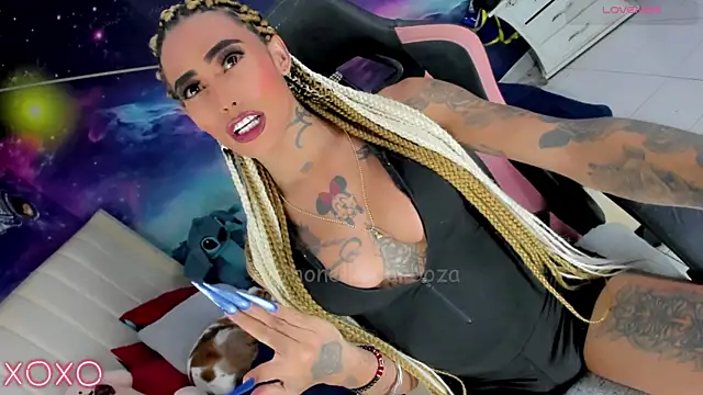 Nella_Dolls Show Webcam