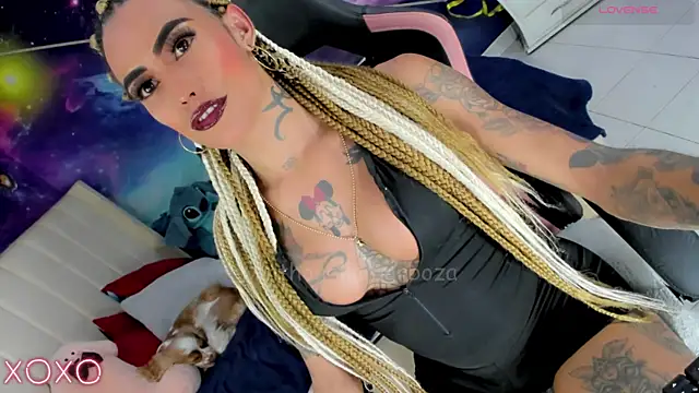 Nella_Dolls ওয়েবক্যাম শো