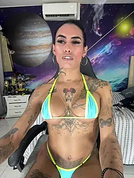 Nella_Dolls Show Webcam
