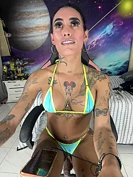 Nella_Dollsn Webbikameraesitys