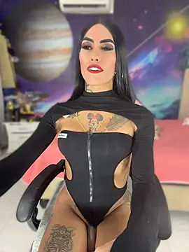 Nella_Dolls Adlı Modelin Web Kamerası Şovu
