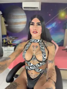 Nella_Dolls Show Webcam