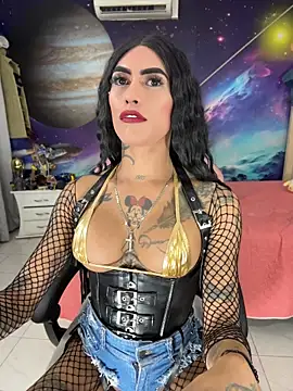Nella_Dolls Adlı Modelin Web Kamerası Şovu
