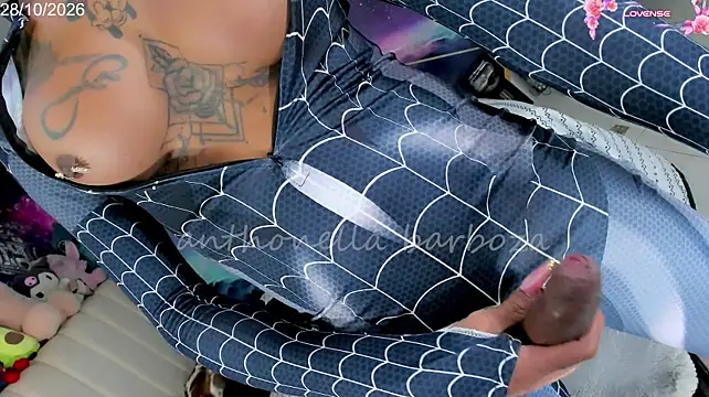 Nella_Dollsn Webbikameraesitys
