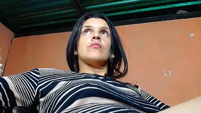 chandra_haraa élő XXX-chatje