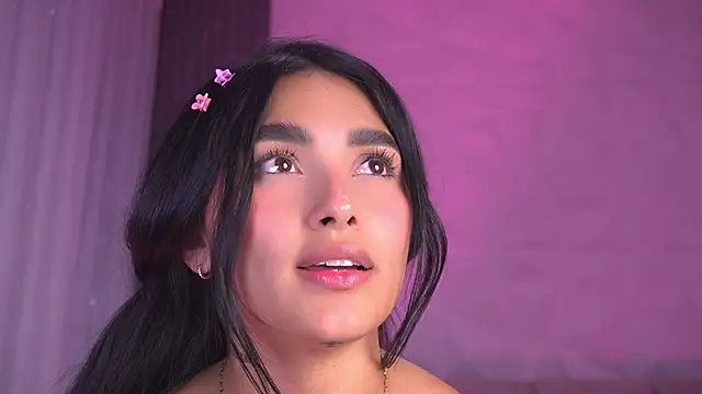 katy_rioss Adlı Modelin Canlı XXX Sohbeti