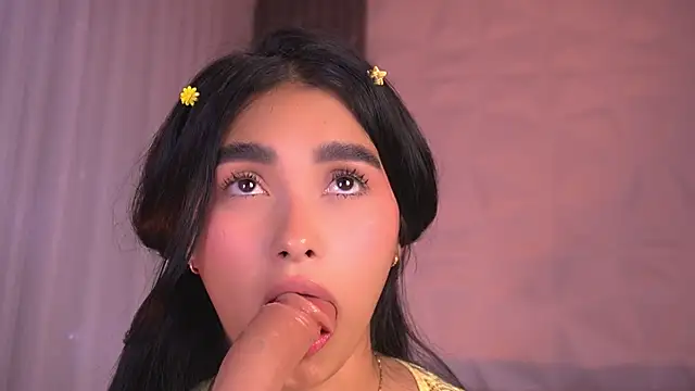Chat +18 de katy_rioss ao vivo