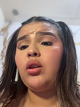 Lia_sexx 即時 XXX 聊天
