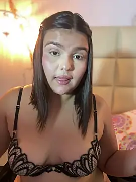 Lia_sexx 现场XXX聊天