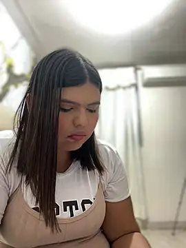 Lia_sexxn Live XXX chat