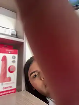 Lia_sexx XXX чат на живо