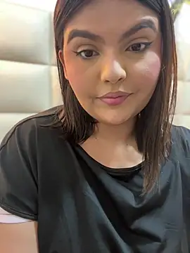 Lia_sexx Adlı Modelin Canlı XXX Sohbeti