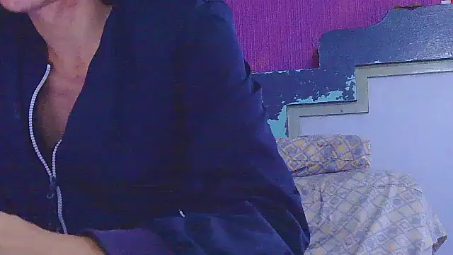 Latinopervs ওয়েবক্যাম শো