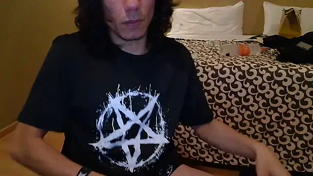 Latinopervs webkamerás műsora
