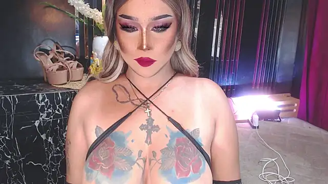 trandomsts9inchellcock 网络视讯表演