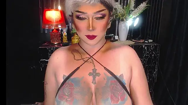 trandomsts9inchellcock 网络视讯表演