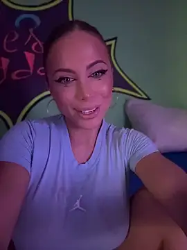 TamaraSavage – Naživo XXX chat