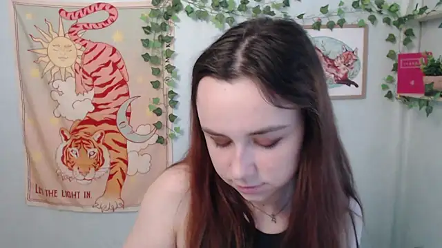 Chatroom en direct de VeryVeryVeryShy_